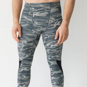 Mission Men's Gray Camo Print Cropped Athletic Running Leggings size XL